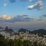 104062741 24 08 2023 rio rio de janeiro rj chegada da frente fria que vem do sul na fot